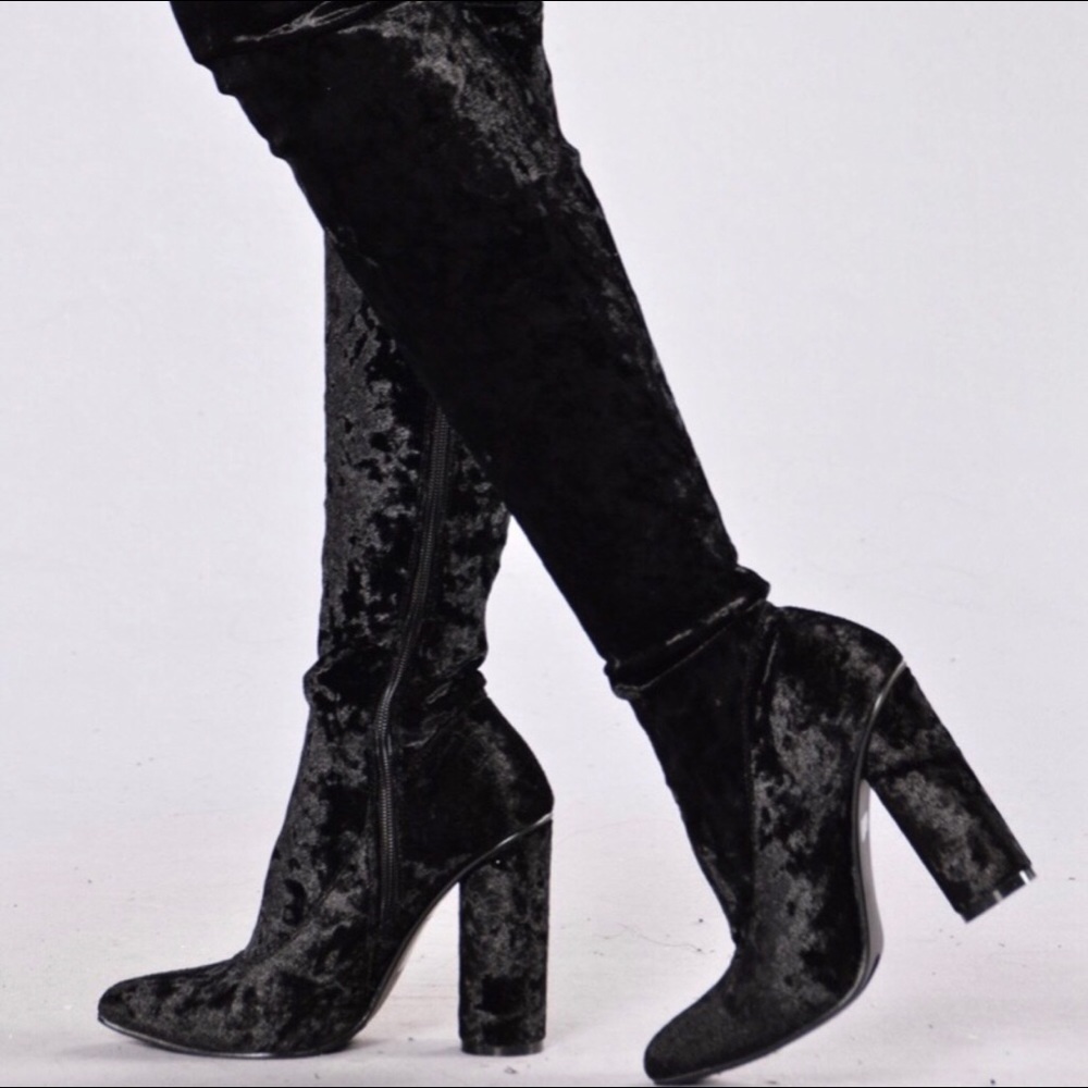 FashionNova Boots 🤑 Priced to Sell 🤑